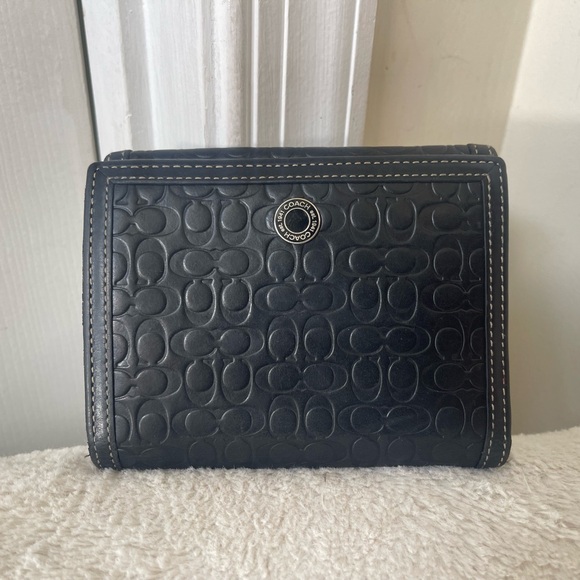 Coach Black Embossed Leather Wallet GUC - Picture 1 of 12
